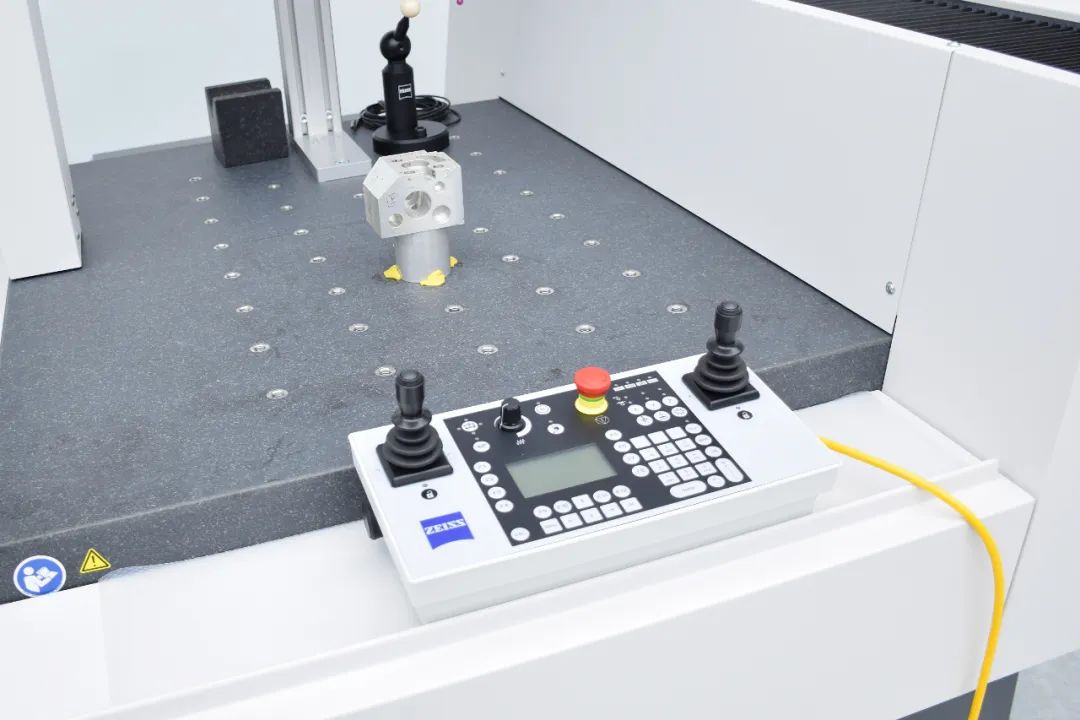 蔡司三坐標控制面板